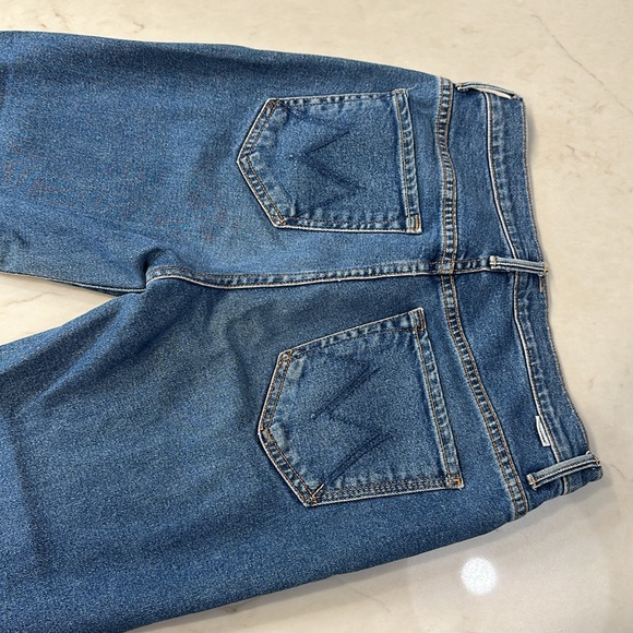 Mother Denim 28 Swooner - Picture 6 of 7